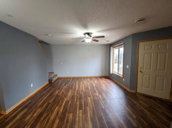202 E Orchard ST, Belle Plaine, MN 56011