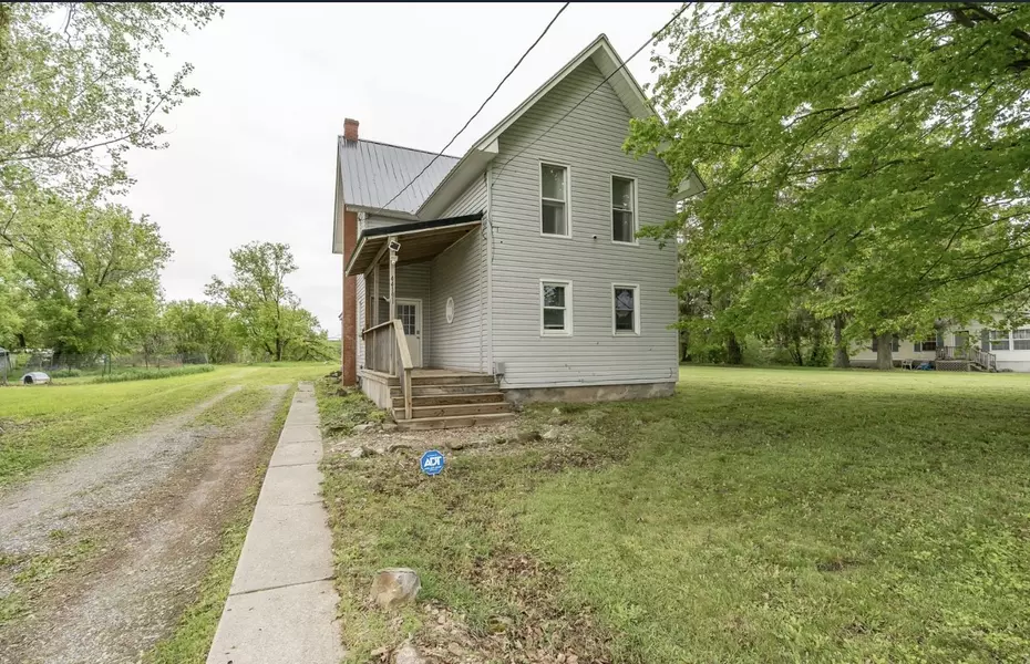 44191 Lime St, Natural Bridge, NY 13665-3129