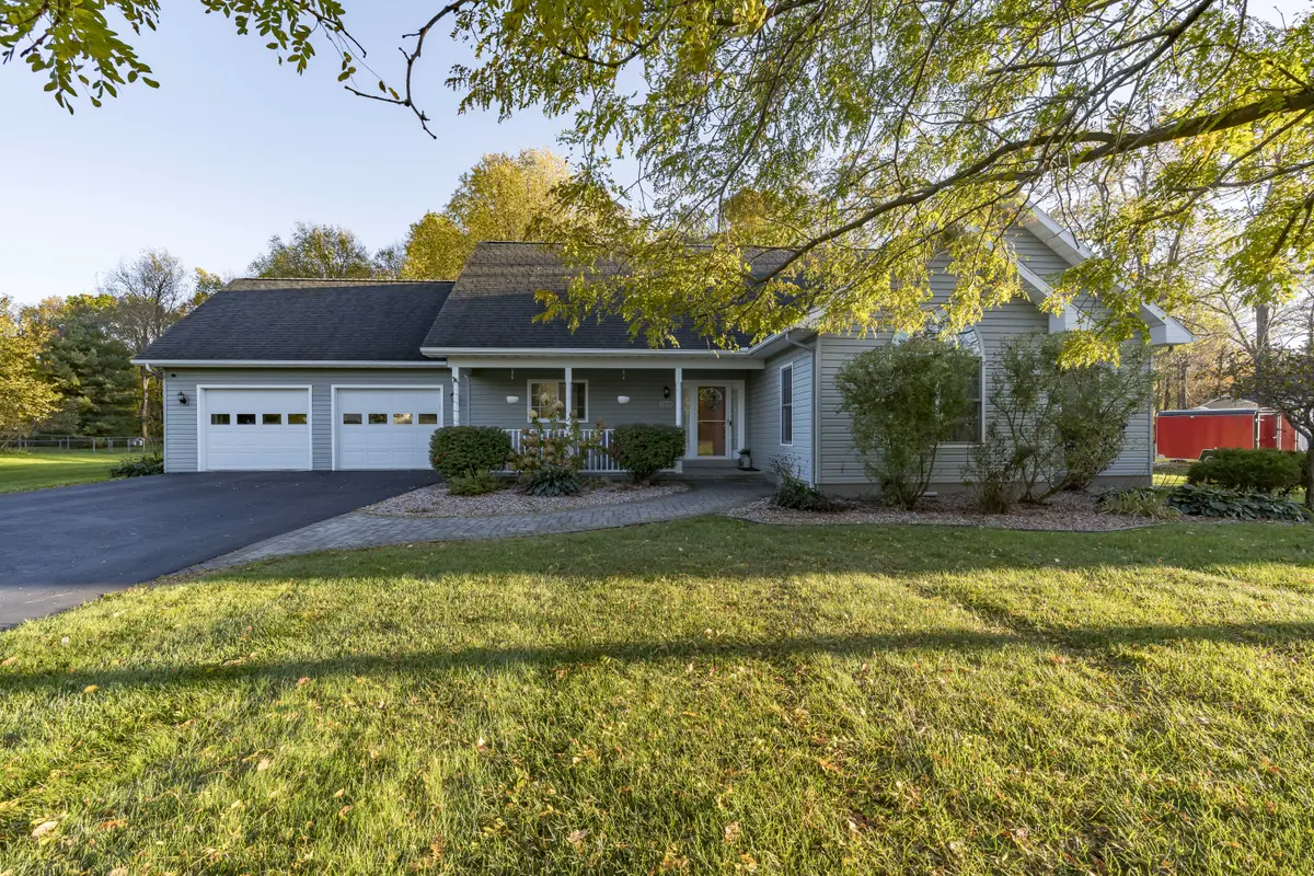23200 Gardner Dr, Watertown, NY 13601-5138