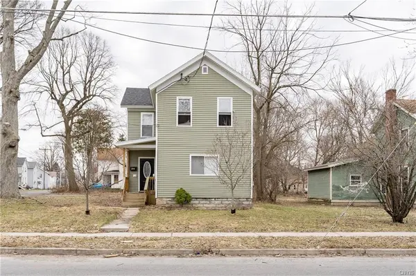 244 N Rutland St, Watertown, NY 13601-2835