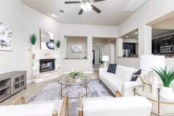 25555 Sioux Springs, San Antonio, TX 78261