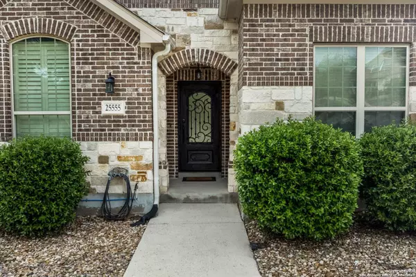 25555 Sioux Springs, San Antonio, TX 78261