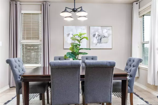 25555 Sioux Springs, San Antonio, TX 78261