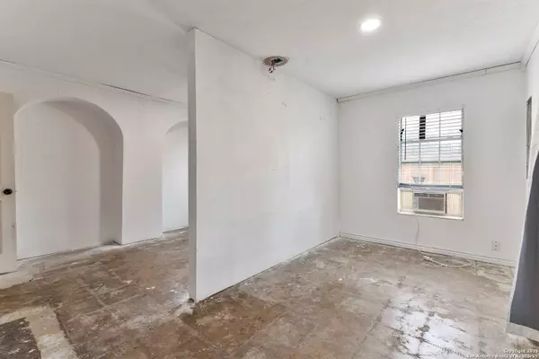 208 Miami, San Antonio, TX 78218