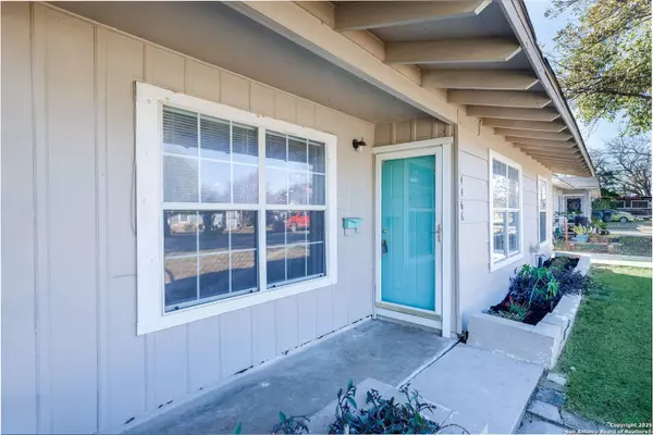 4466 Lark Ave, San Antonio, TX 78228