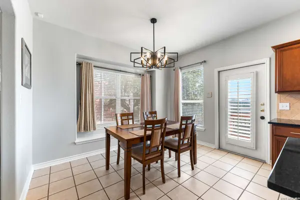 4962 Augusta Sq, San Antonio, TX 78247