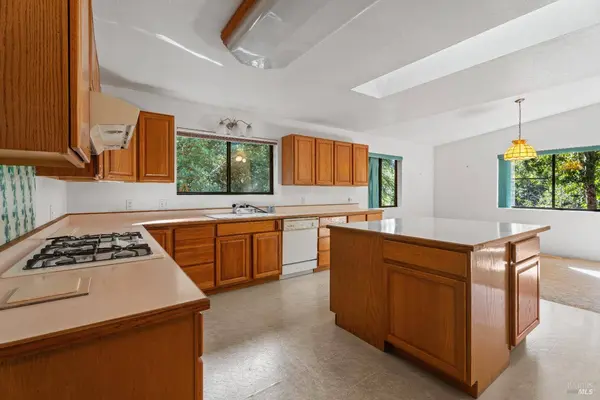 26095 Poppy DR, Willits, CA 95490