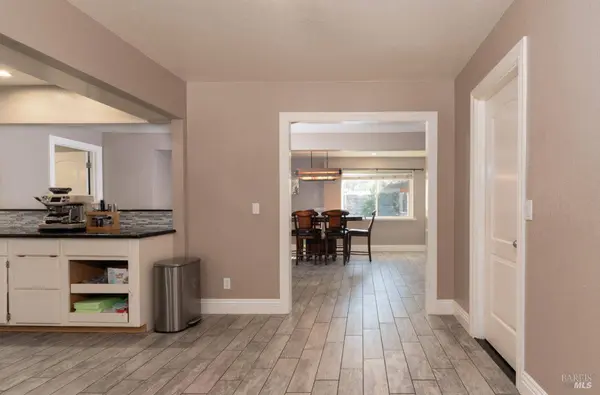103 Thompson AVE, Ukiah, CA 95482