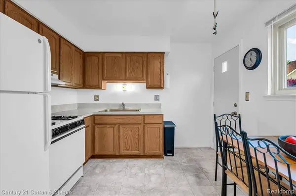 23505 Baker Street, Taylor, MI 48180