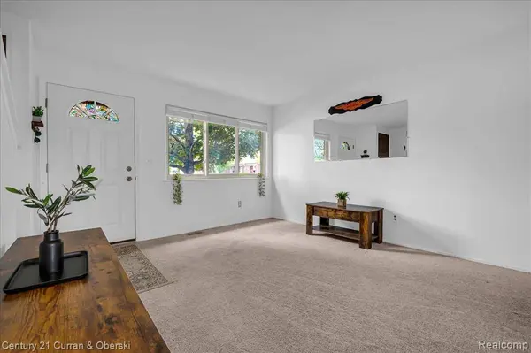 23505 Baker Street, Taylor, MI 48180