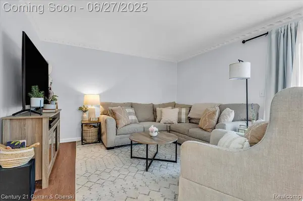 1963 E Franklin Drive, Canton Twp, MI 48187