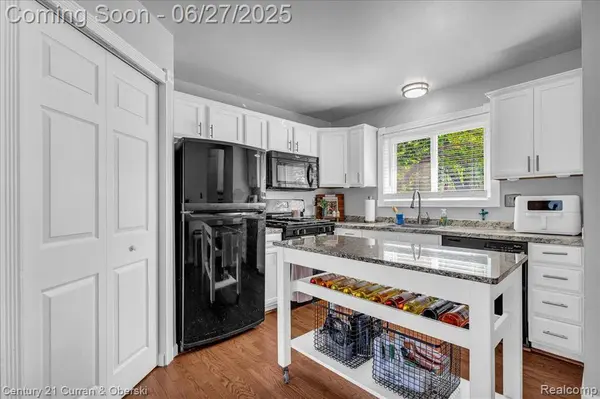 1963 E Franklin Drive, Canton Twp, MI 48187