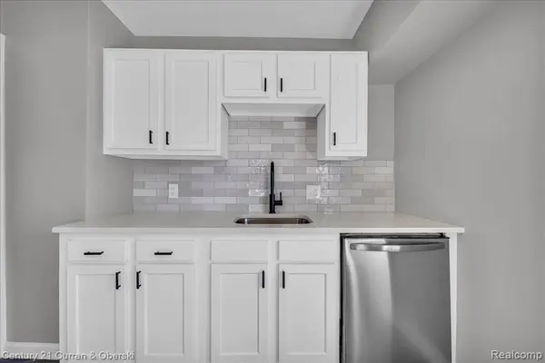 19124 Harman Street, Melvindale, MI 48122