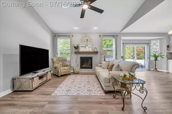 21150 Bryce Court, Brownstown Twp, MI 48174