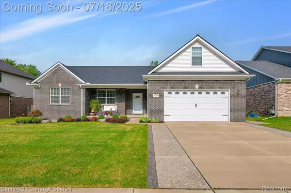 21150 Bryce Court, Brownstown Twp, MI 48174