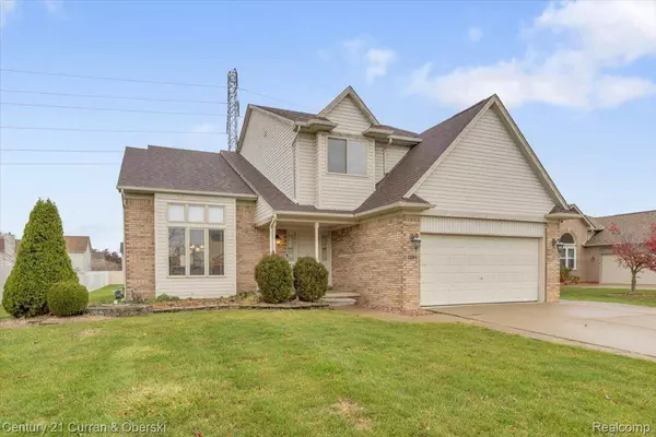 23264 Oakleigh AVE, Trenton, MI 48183