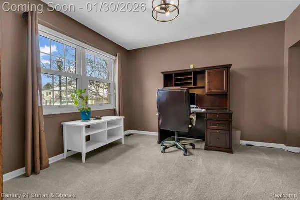 42154 Farragut CT, Northville, MI 48167