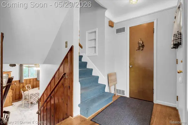 15110 Hanfor AVE, Allen Park, MI 48101
