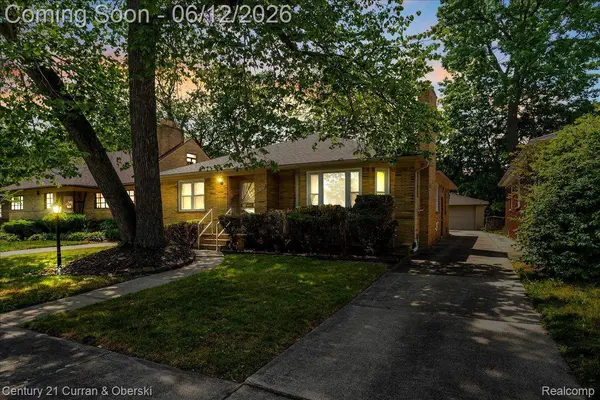 20123 Lauder ST, Detroit, MI 48235
