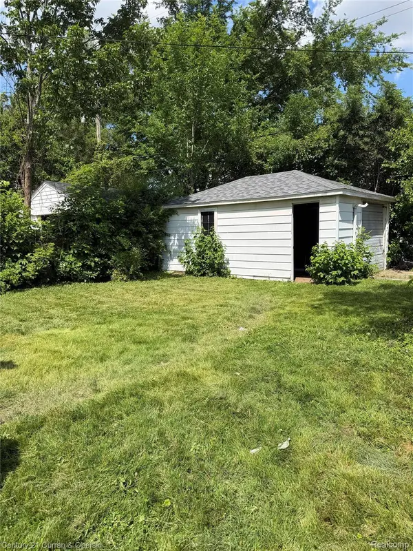 6300 Minock ST, Detroit, MI 48228