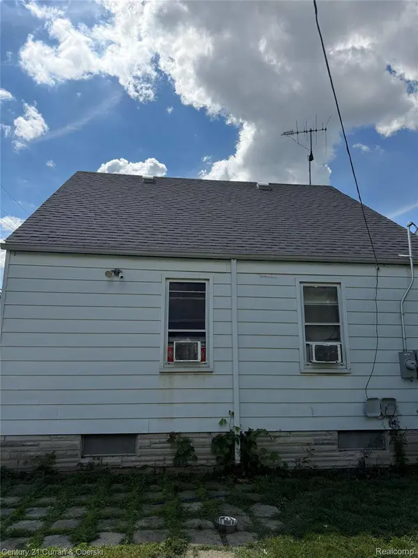 6300 Minock ST, Detroit, MI 48228