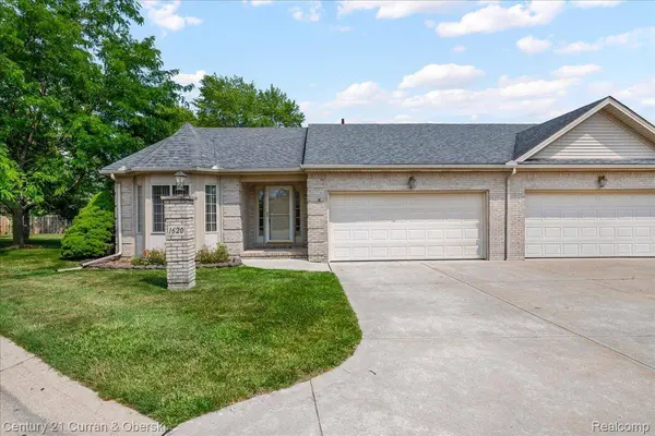1620 Tony CT, Frenchtown Township, MI 48162