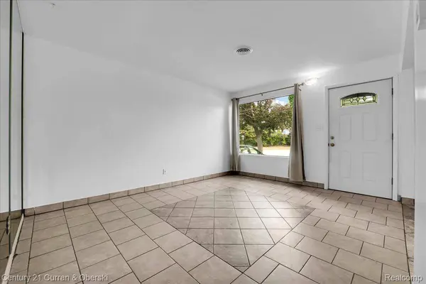 2521 Fisher ST, Melvindale, MI 48122