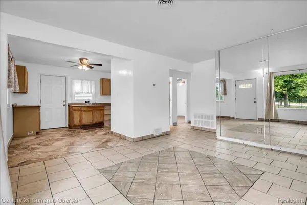 2521 Fisher ST, Melvindale, MI 48122