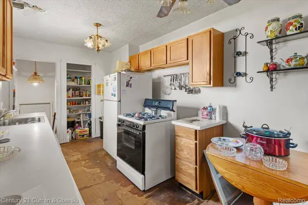 359 Arcola ST, Inkster, MI 48141