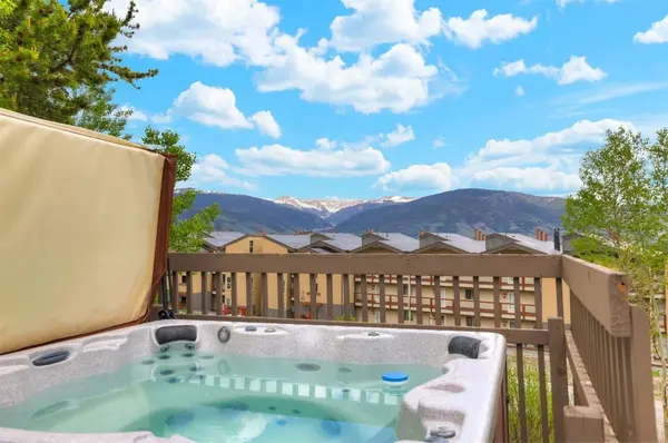 411 Saddle Ridge DR #411, Wildernest, CO 80498