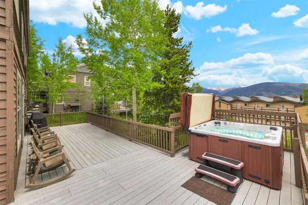 411 Saddle Ridge DR #411, Wildernest, CO 80498