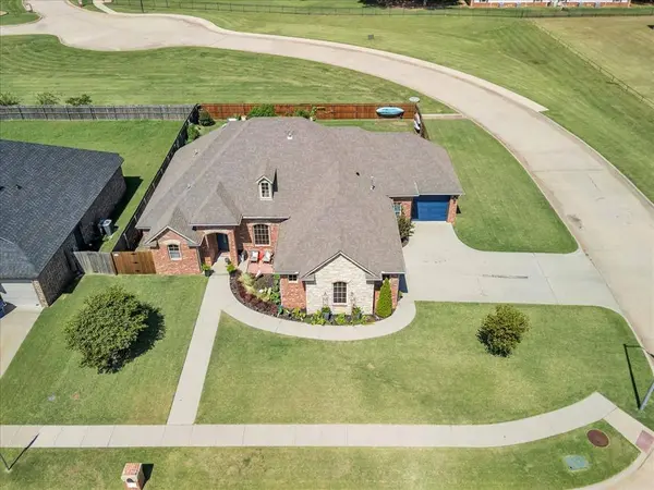 2500 Kadlan DR, El Reno, OK 73036