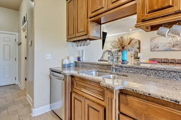 2500 Kadlan DR, El Reno, OK 73036