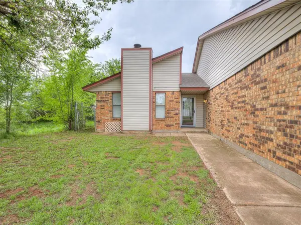 5725 Evanbrook TER, Oklahoma City, OK 73135