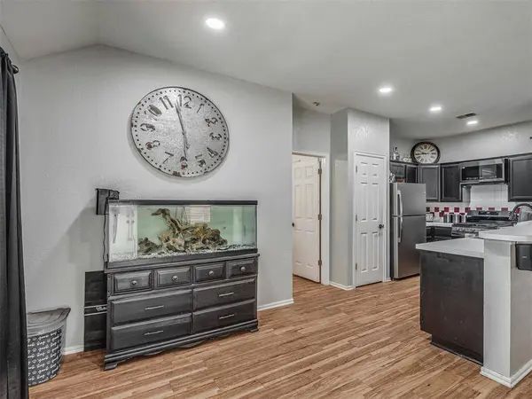 12317 NW 3rd ST, Yukon, OK 73099