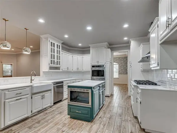 10125 Millspaugh WAY, Yukon, OK 73099