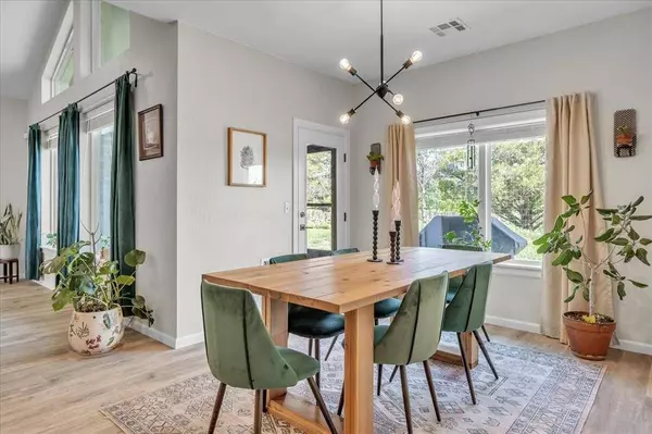 7301 NW 159th TER, Edmond, OK 73013