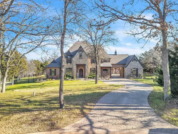 2410 Alexa AVE, Edmond, OK 73034