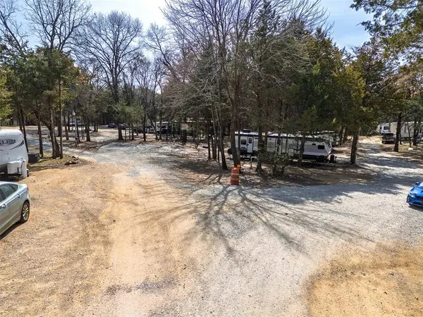 5300 Ok Highway 22, Tishomingo, OK 73460