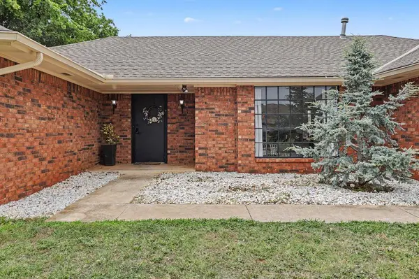 5308 NW 108th TER, Oklahoma City, OK 73162