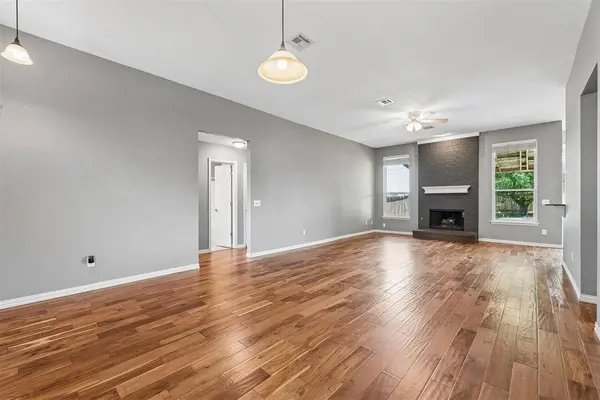 117 Sandstone DR, Norman, OK 73071