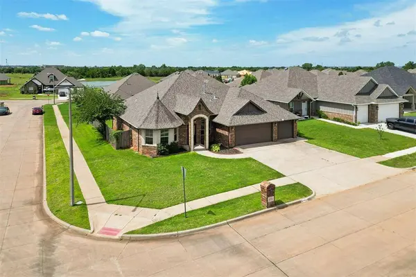 2916 Kingswood DR, Norman, OK 73071