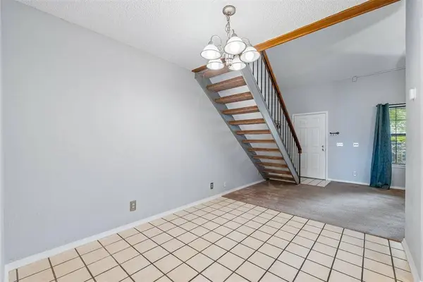 11140 Stratford DR #606, Oklahoma City, OK 73120