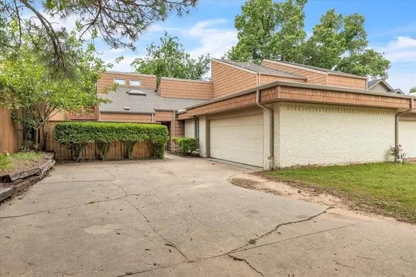 3732 Cedar Ridge DR, Norman, OK 73072