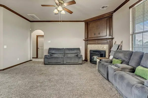2909 Farm DR, El Reno, OK 73036
