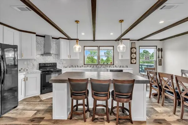 25386 Patterson RD, Tecumseh, OK 74873