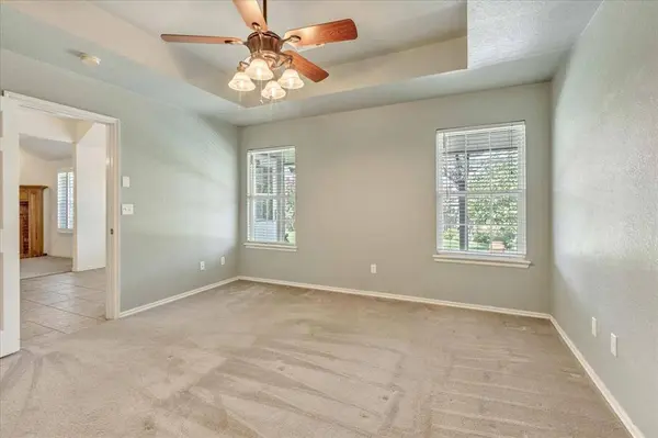 1613 SW 31st TER, Moore, OK 73160