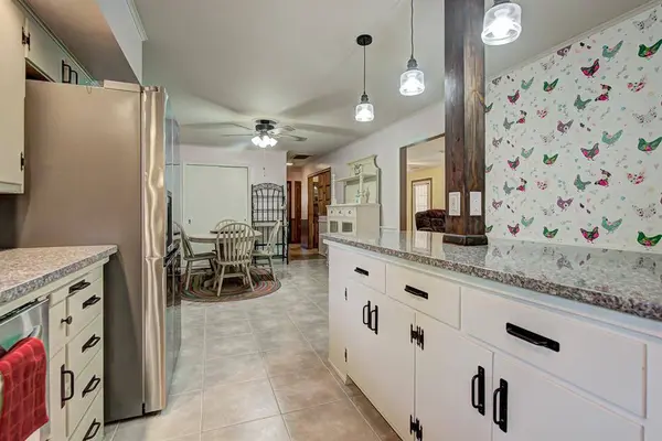 1906 Seneca AVE, Enid, OK 73703