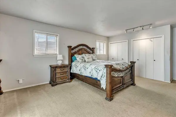 1208 Kingston DR, Yukon, OK 73099