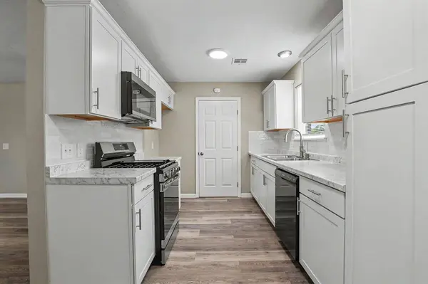 2012 Mary AVE, Seminole, OK 74868